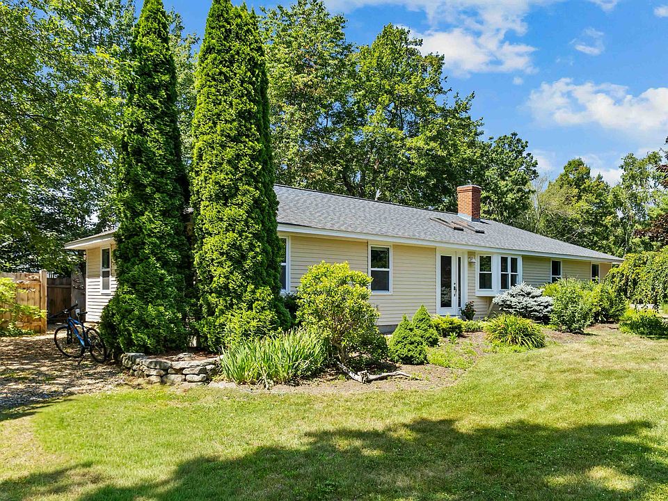 2 Bayberry Lane, Hampton, NH 03842 | Zillow