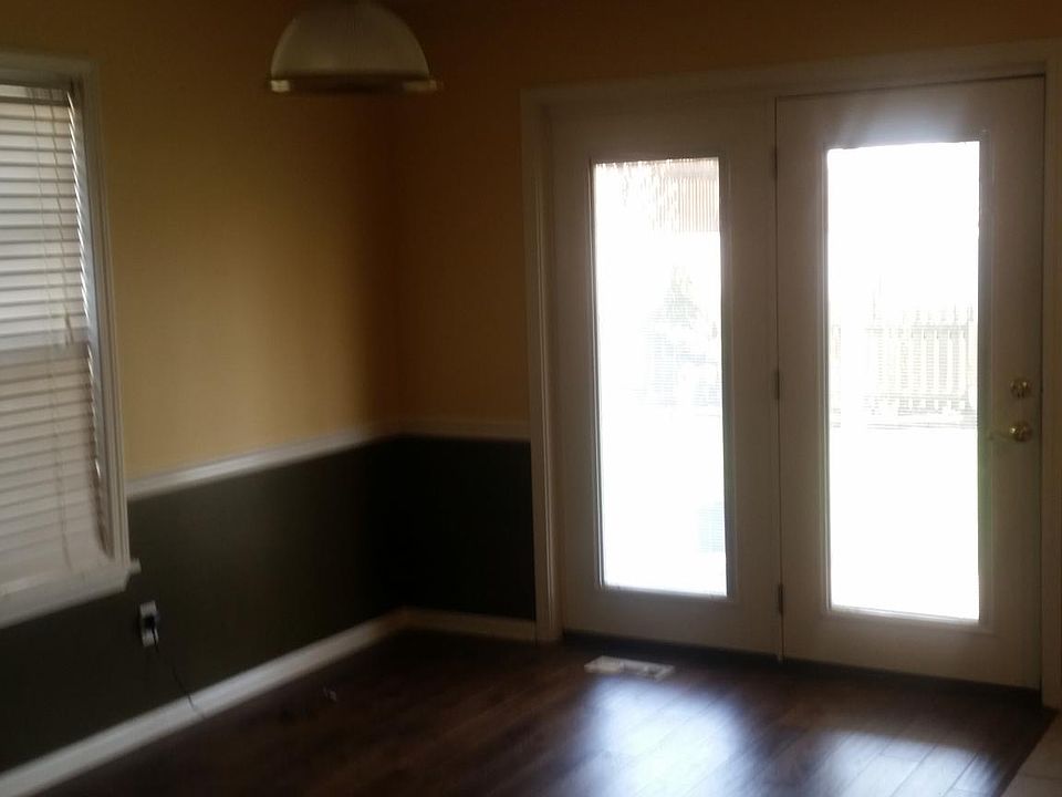 2nd image of 4624 Wooded Oak Cir