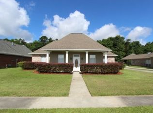 32901 Briar Oak Dr, Walker, LA 70785