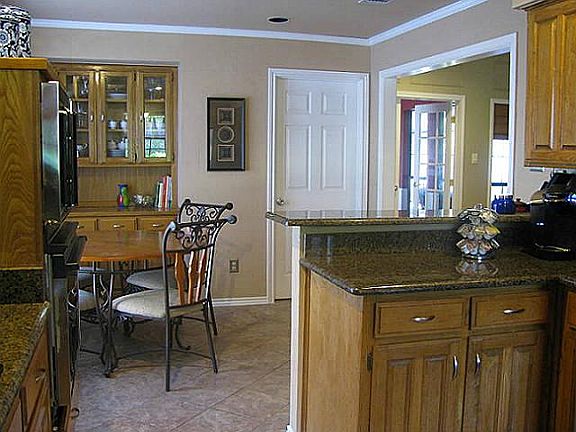 4th image of 2914 Woodland Hills Dr