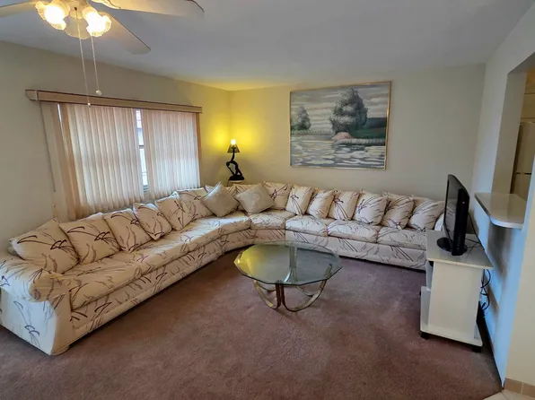 558 Saxony L, Delray Beach, FL 33446