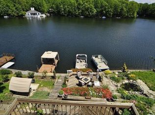 2013 Chadds Ford Dr, Reston, VA 20191