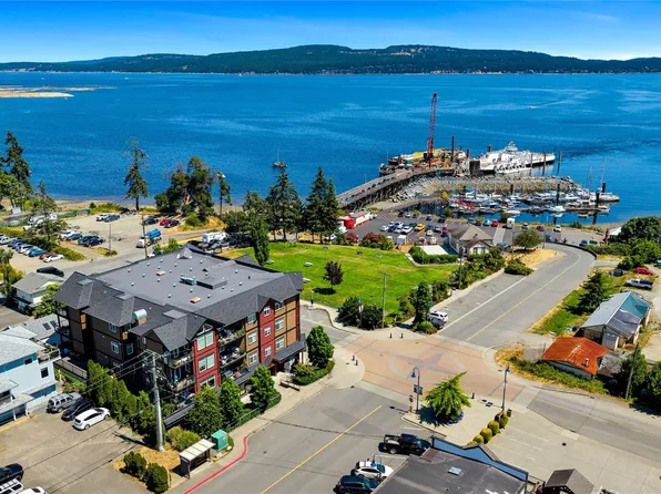 1533 Joan Ave #401, North Cowichan, BC V0R 1R0