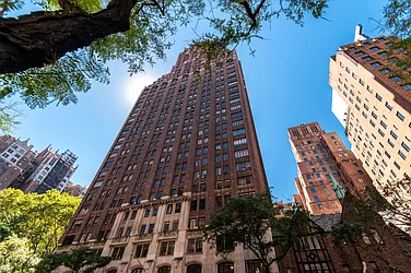 Rented by JOANNE KAO NYC