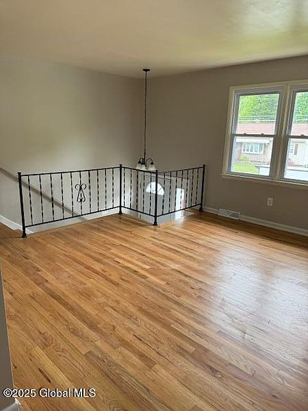 4th image of 3 Loralee Drive