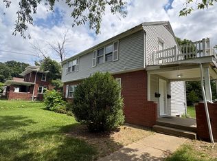 1404 N Broadway St #A, Peoria, IL 61606