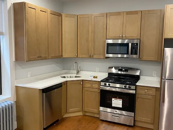 433 52nd St APT 3, West New York, NJ 07093
