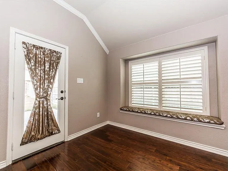 508 Cypress Hill Dr — Photo 13
