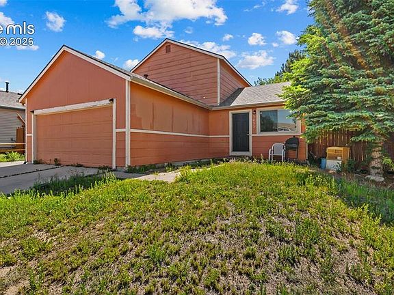 2nd image of 3433 Hunterwood Dr