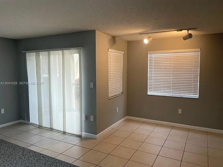 761 N Pine Island Rd #203 — Photo 9