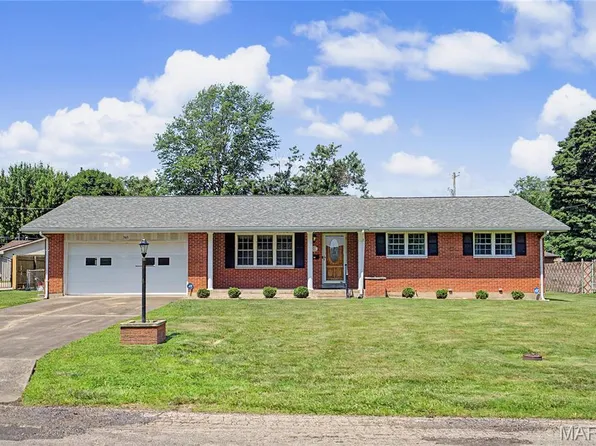 305 Wheeler Dr, Scott City, MO 63780