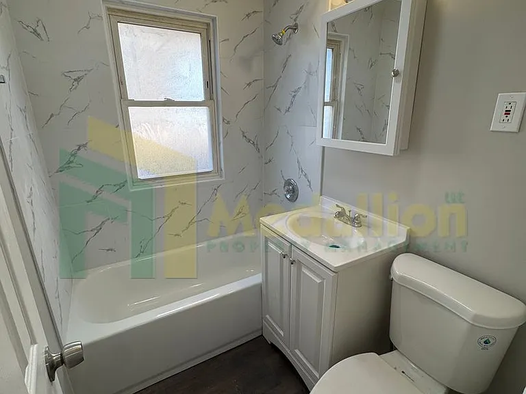 9648 S Yale Ave — Photo 12