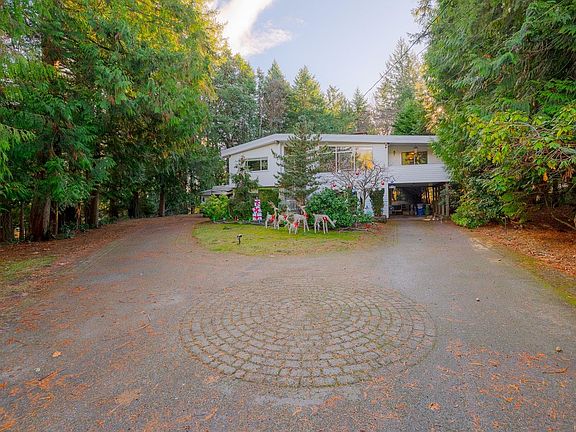 3rd image of 3379 Opal Rd