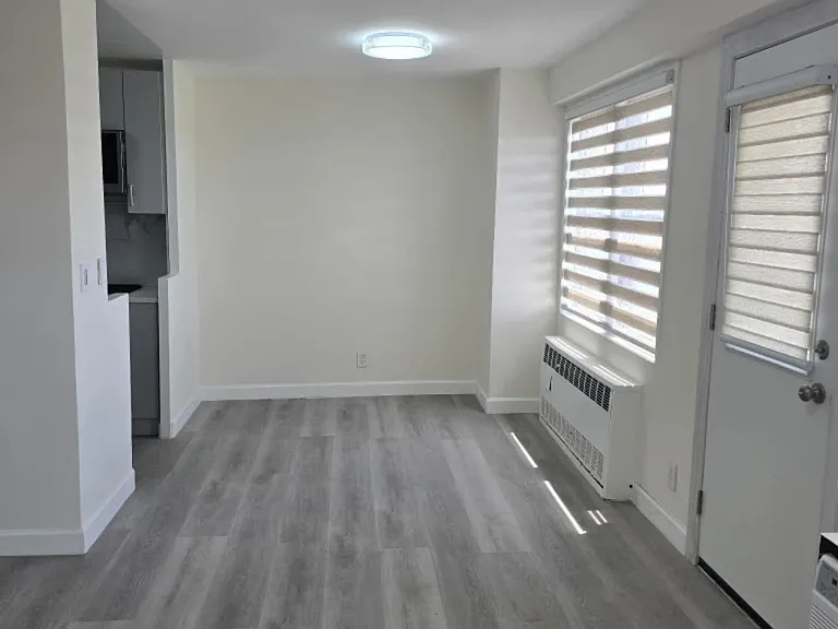 42-25 Colden St #16-P — Photo 2