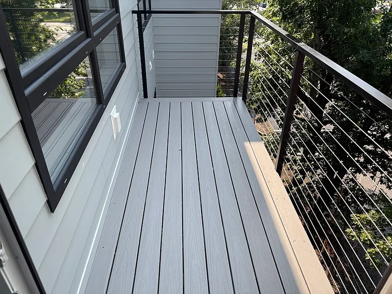 1391 Main St #300 — Photo 13