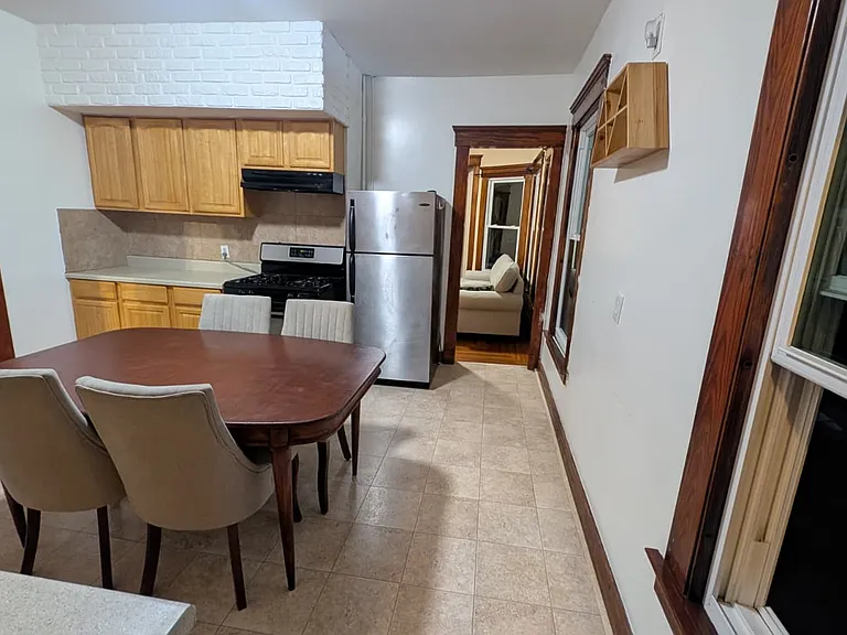122 Foster St — Photo 20