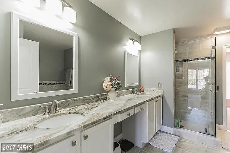 Updated Master Bathroom with Standing Shower and Tub