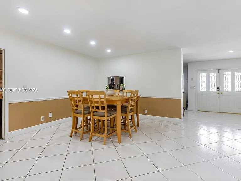 19323 Carolina Cir — Photo 7