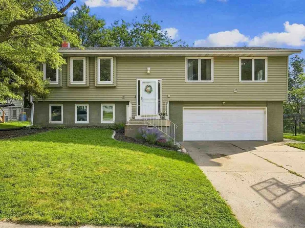 84 Amhurst St, Iowa City, IA 52245