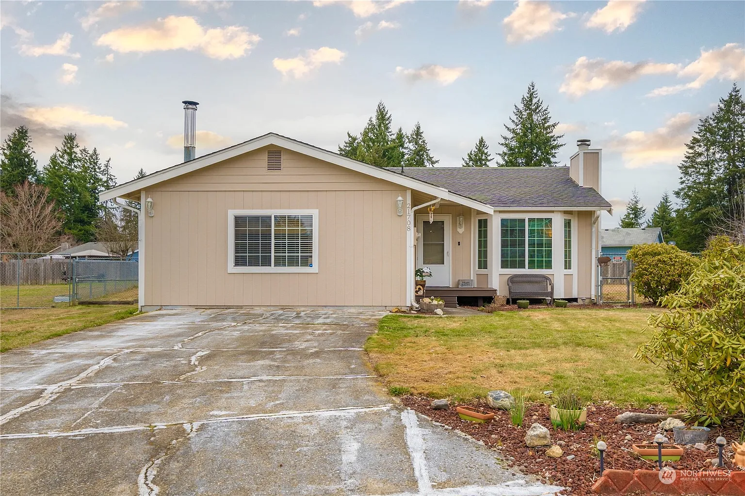 21708 51st Avenue E photo 1