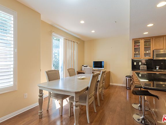 3rd image of 27015 Pebble Beach Dr