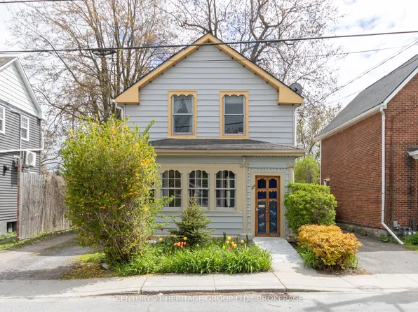 126 Charles St, Kingston, ON K7K 1V7
