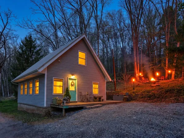 2225 Lake Dr, Newmanstown, PA 17073