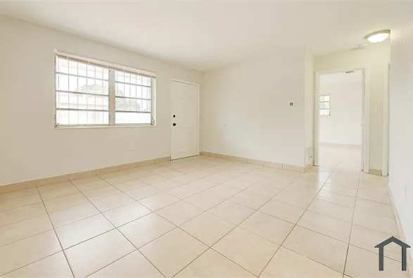 9393 NW 5th Ave #9393 — Photo 10