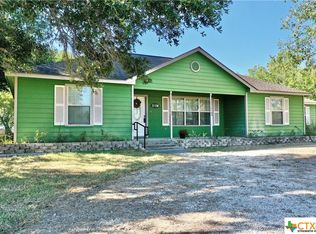 164 Russell Rd, Victoria, TX 77904