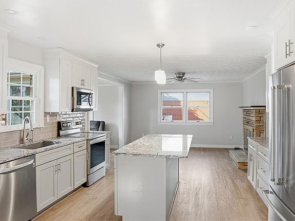 4th image of 5935 Lathan Rd