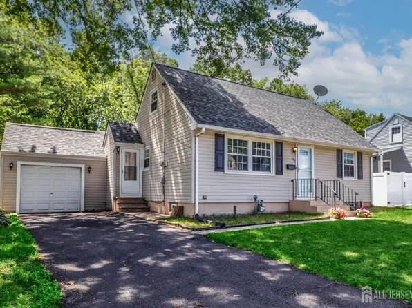 107 Corey St, Fords, NJ 08863