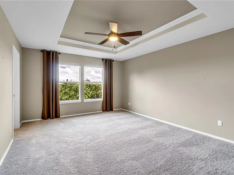 504 Hoot Owl Ln S — Photo 19
