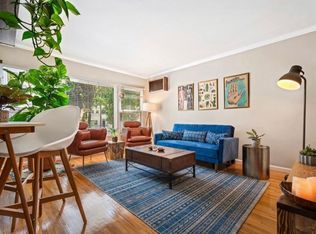 3319 Barham Blvd, Los Angeles, CA 90068