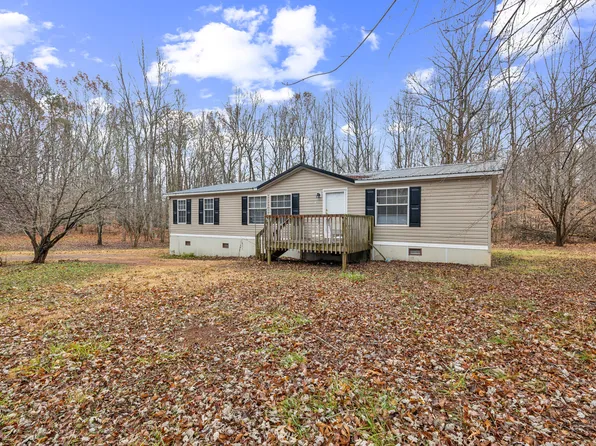 199 Snowden Ln, Penhook, VA 24137