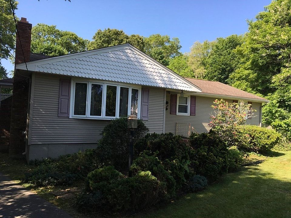 268 Tremont St, Taunton, MA 02780 Zillow