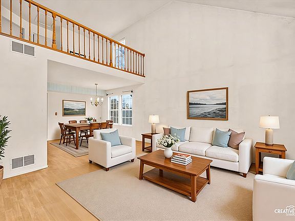 2nd image of 778 Village Rd