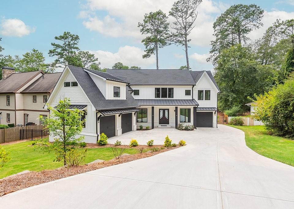 1st image of 4056 Ashford Dunwoody Rd