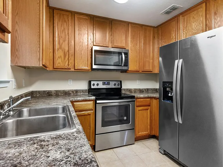 14249 Tori Dawn Dr — Photo 12