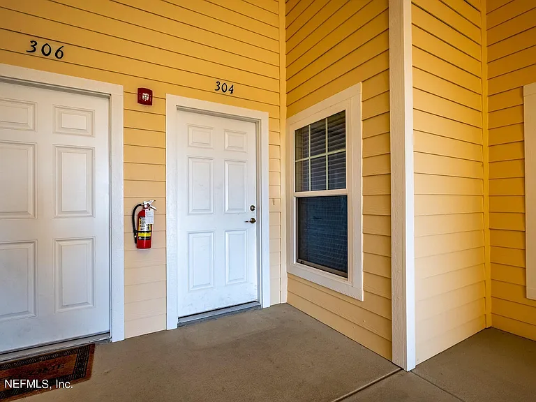 4920 Key Lime Dr #304 — Photo 3
