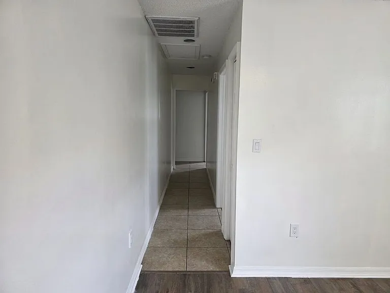 619 Knowles Rd — Photo 13
