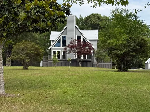 6109 Juniper Dr, Vancleave, MS 39565