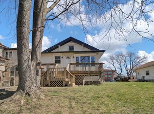 752 Diamond Lake Rd, Mundelein, IL 60060