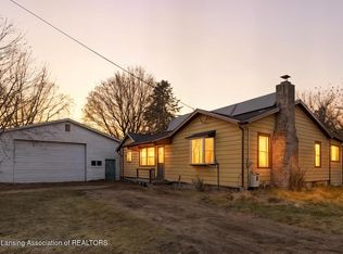 15918 Turner Rd, Lansing, MI 48906