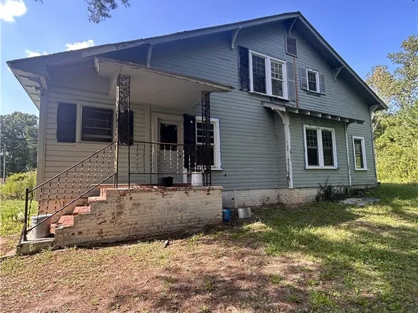 58 Sprott Center Dr, Moncure, NC 27559