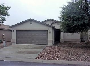 1033 E Cowboy Cove Trl, San Tan Valley, AZ 85143