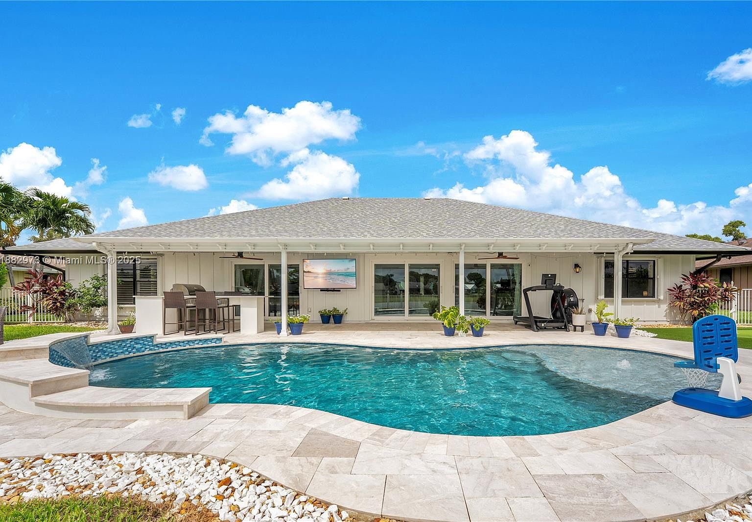 7104 SE Bunker Hill Dr