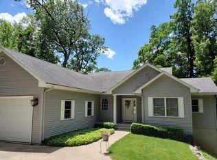 299 Red Oak Ct, Dahinda, IL 61428