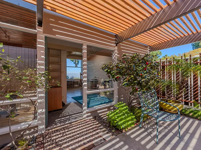 16703 Alginet Pl — Photo 45