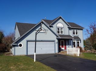 21 Holly Cir, Spencerport, NY 14559