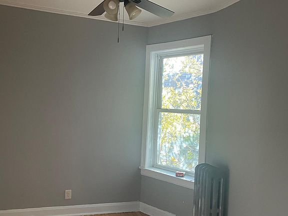 2nd image of 5011 N Rockwell St #2
